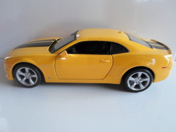 CAMARO AMARELO 2010
