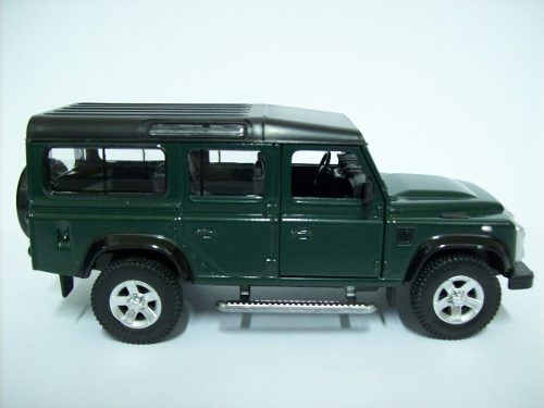 Miniatura Land Rover Defender Verde