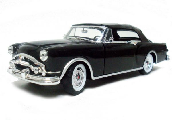 PACKARD CARIBBEAN 1953