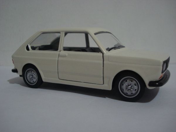 FIAT 147